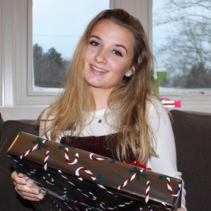 Meet your Posher, Jennelle